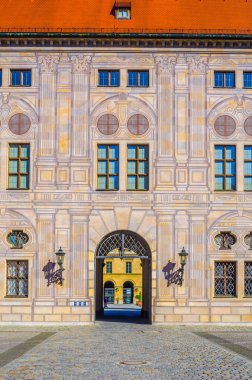 ayrıntılı bir binanın residenz Münih (Bavyera, Almanya) güneşli bir ortam adı.