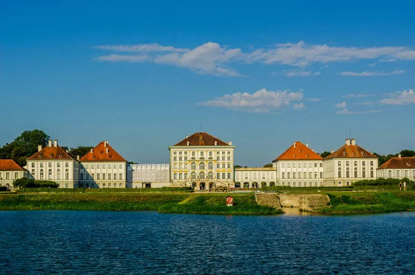 Münih 'teki Nymphenburg Sarayı