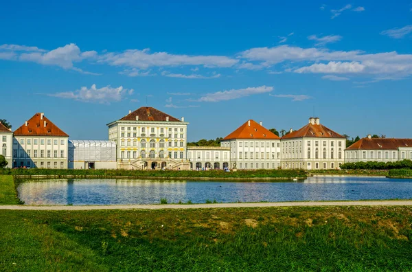 Münih 'teki Nymphenburg Sarayı