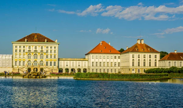 Münih 'teki Nymphenburg Sarayı