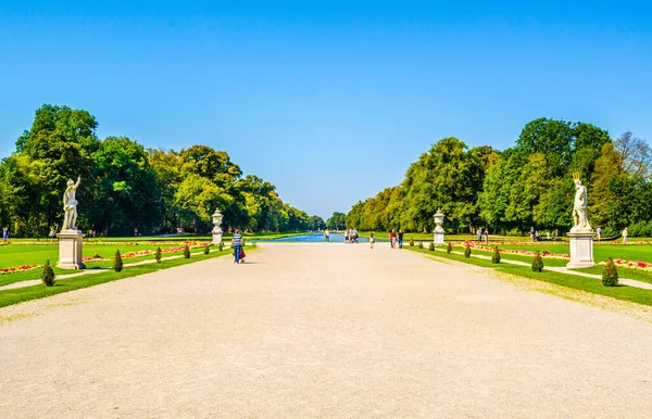 Well Kept Gardens Nymphenburg Palace Munich —  Fotos de Stock