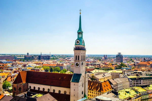 Münih Panoraması. Aziz Peter Kilisesi