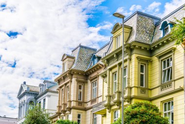 Norveç 'in Bergen şehrinde eski ahşap bir ev manzarası