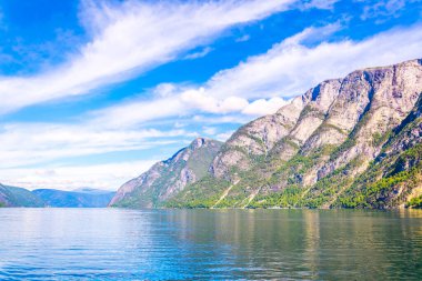 Aurlandsfjord - unesco Norwa 'daki doğal miras bölgesi.