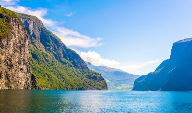 Aurlandsfjord - unesco Norwa 'daki doğal miras bölgesi.