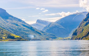 Aurlandsfjord - unesco Norwa 'daki doğal miras bölgesi.