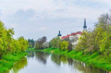 Çek Cumhuriyeti 'nin Olomouc kenti yakınlarındaki eski Hradisko manastırında yer alan bir askeri hastane manzarası