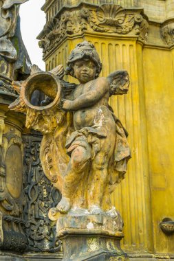 Kutsal Üçleme Sütunu, Olomouc 'un Çekoslovakya şehrindeki dünya mirası listesine yazıldı.