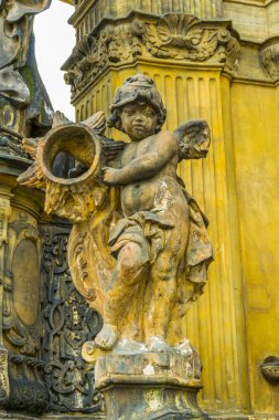 Kutsal Üçleme Sütunu, Olomouc 'un Çekoslovakya şehrindeki dünya mirası listesine yazıldı.