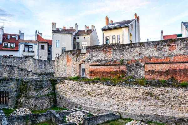 Macar şehri Sopron 'un merkez kısmının tarihi tahkimatı.
