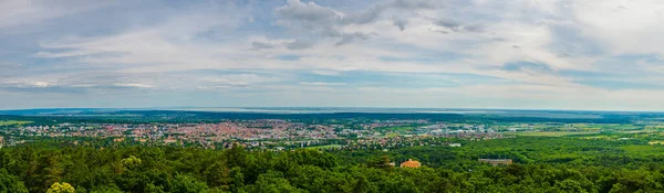 Widok Lotu Ptaka Węgierskiego Miasta Sopron Bliskiej Odległości Neusiedler Zobaczyć — Zdjęcie stockowe