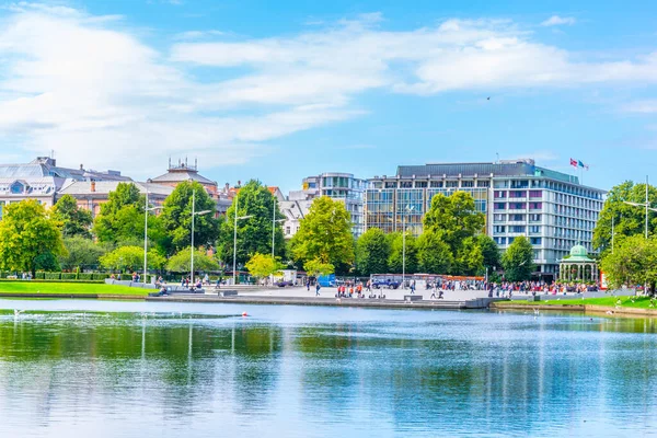 Lake Lille Lungegardsvannet City Center Public Park Berge — Stockfoto