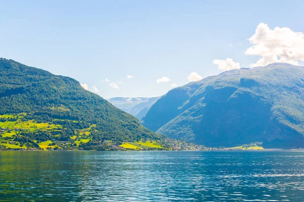 Aurlandsfjord - unesco Norwa 'daki doğal miras bölgesi.