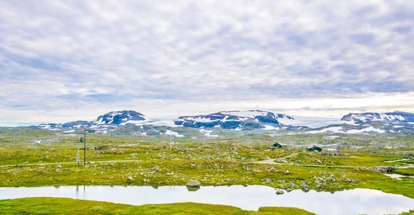 Oslo ve Berge arasındaki Norveç 'in en manzaralı demiryolu hattı boyunca Finse yakınlarındaki doğa manzarası