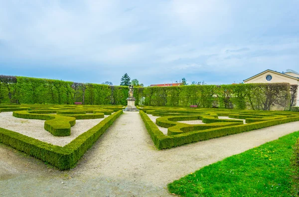 Kromeriz 'deki Kvetna Zahrada bahçesinin görüntüsü Unesco Dünya Mirası sitesi olarak kaydolmuştur.