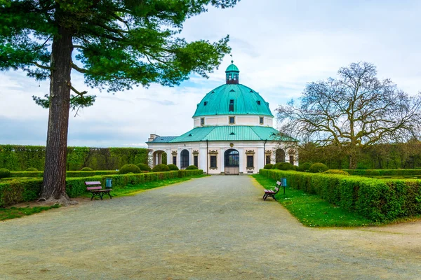 Kromeriz 'deki Kvetna Zahrada bahçesinin görüntüsü Unesco Dünya Mirası sitesi olarak kaydolmuştur.