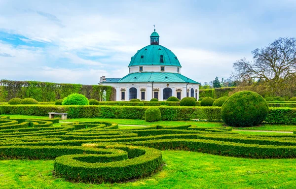 Kromeriz 'deki Kvetna Zahrada bahçesinin görüntüsü Unesco Dünya Mirası sitesi olarak kaydolmuştur.