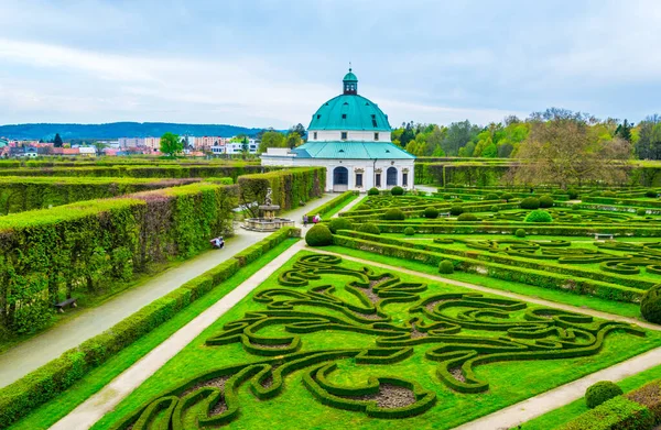 Kromeriz 'deki Kvetna Zahrada bahçesinin görüntüsü Unesco Dünya Mirası sitesi olarak kaydolmuştur.