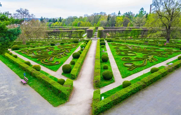 Kromeriz 'deki Kvetna Zahrada bahçesinin görüntüsü Unesco Dünya Mirası sitesi olarak kaydolmuştur.