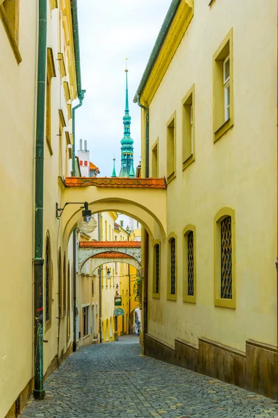 Çekler 'in eski şehri Olomouc' ta bir cadde manzarası