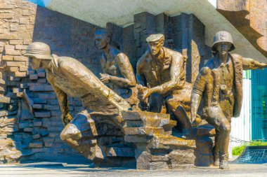Monument commemorating the warsaw uprising during the second world war.