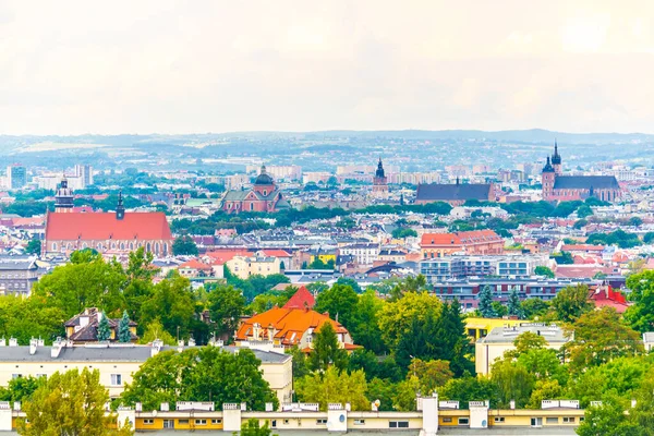 Polonya 'nın eski şehri Krakow / Cracow' un havadan görünüşü