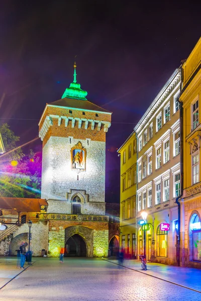 Νυχτερινή Άποψη Της Ιστορικής Οχύρωσης Της Πολωνικής Πόλης Κρακοβία Κρακοβία — Φωτογραφία Αρχείου