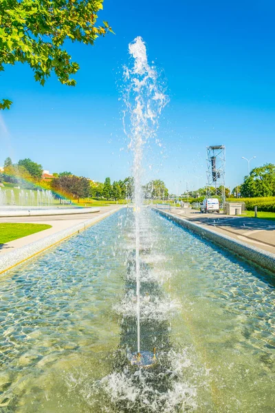 Polonya, Varşova 'daki Multimedia Fountain Park.