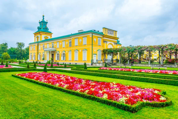 Wilanow, Varşova, Polonya 'daki Barok Sarayı manzarası