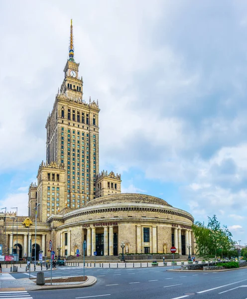 Polonya Varşova 'daki Kültür ve Bilim Sarayı 