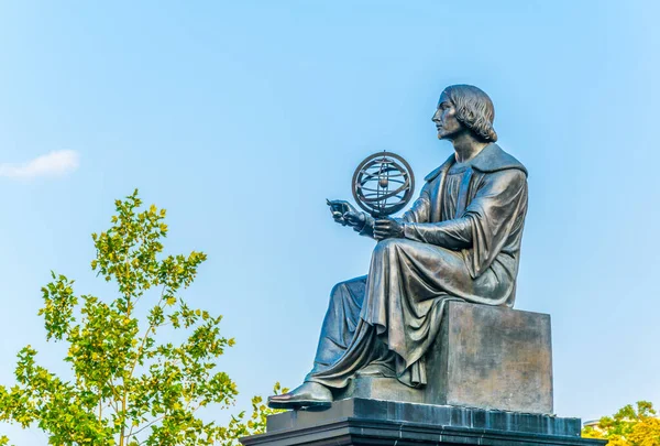 Statue Astromoner Copernicus Warsaw Poland Front Academy Science — Stock Photo, Image