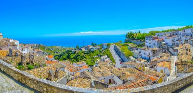 İtalyan kasabası Monte Santangelo 'nun hava manzarası