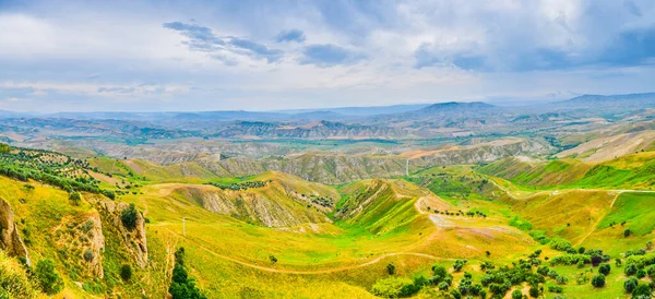 İtalya'da Basilicata bölgesi manzara