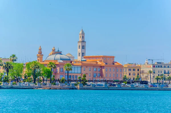 View Bari Waterfront Dominated Margherita Theater San Sabino Cathedral Italy — Fotografia de Stock