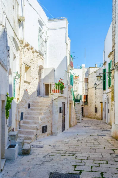 View White Narrow Street Italian City Cisternin — 스톡 사진