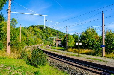 Avusturya 'nın kırsal kesimlerinden geçen semmering bahn demiryolu
