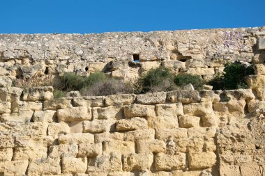 İspanyol şehri tarragona 'daki eski bir tuğla duvarın detayları. Eskiden şehrin tahkimatını sağlıyordu.