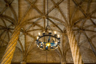Eski İpek Borsası 'nın tavanı (Lonja de la Seda), Valencia, İspanya. UNESCO Dünya Mirası Alanı.