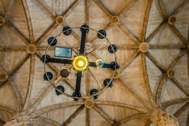 Eski İpek Borsası 'nın tavanı (Lonja de la Seda), Valencia, İspanya. UNESCO Dünya Mirası Alanı.
