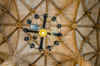 Eski İpek Borsası 'nın tavanı (Lonja de la Seda), Valencia, İspanya. UNESCO Dünya Mirası Alanı.