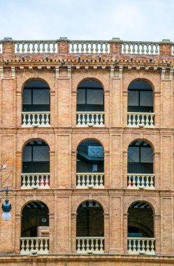 Torros de Valencia Plaza Binası.