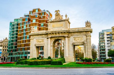 İspanya Valencia 'daki Porta de la mar Anıtı manzarası