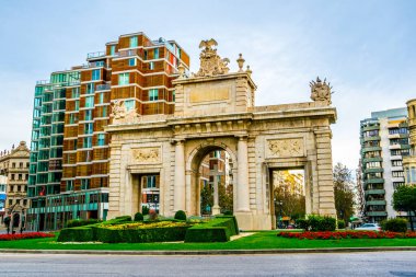 İspanya Valencia 'daki Porta de la mar Anıtı manzarası