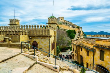 İspanya 'daki Xativa kalesinin iç kısmının görüntüsü