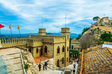 İspanya 'daki Xativa kalesinin iç kısmının görüntüsü