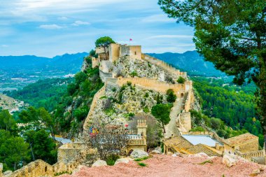 İspanya 'daki Xativa kalesinin iç kısmının görüntüsü