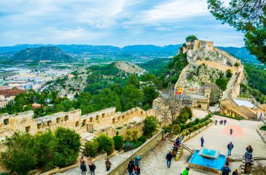 İspanya 'daki Xativa kalesinin iç kısmının görüntüsü