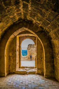 İspanya 'daki Xativa şatosunun içindeki taş bir odanın ayrıntıları.