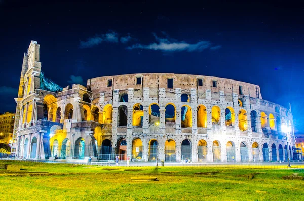 Night View Colloseum — стоковое фото