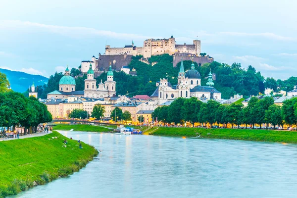 Sunset Salzburg City Dominated Hohensalzburg Fortress Salzach River Austria — Stock Photo, Image